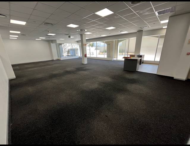 255M² OFFICE TO LET IN CLAREMONT